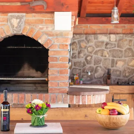 - Therapy Διαμέρισμα